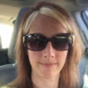 Meet your Posher, Claudia